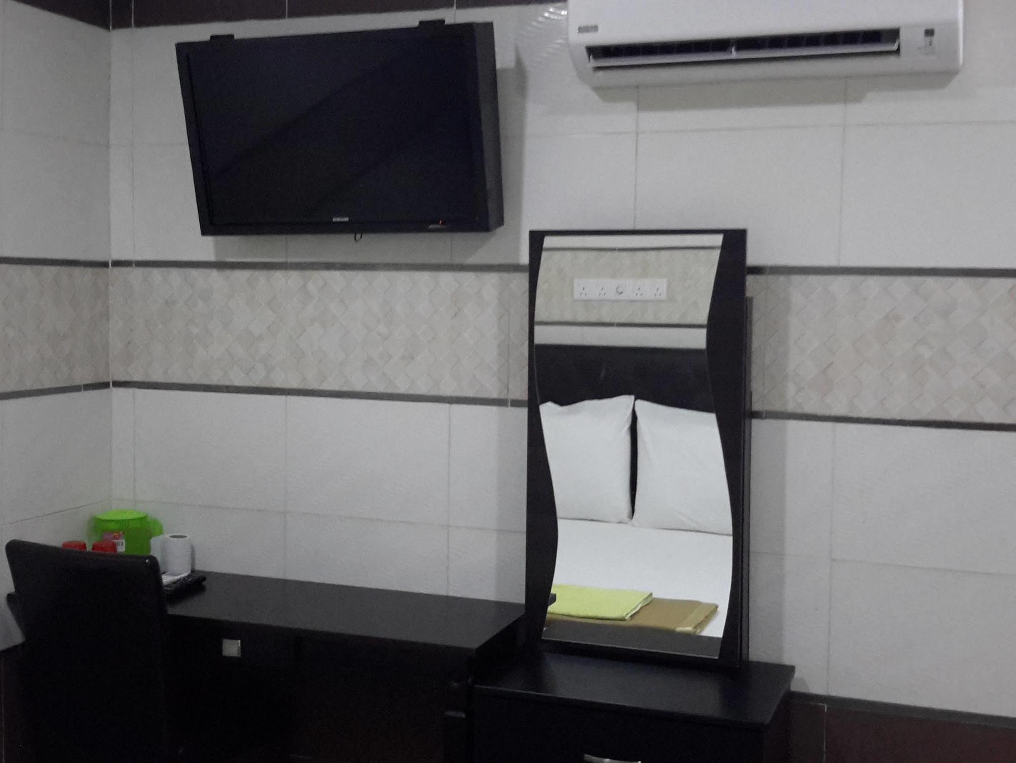 Shah Alam Business Hotel Eksteriør billede